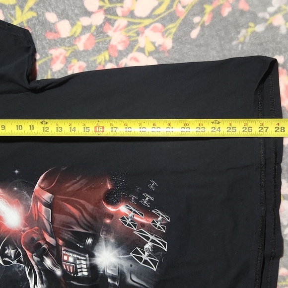 STAR WARS Black Graphic T-Shirt Size XL - Picture 5 of 5
